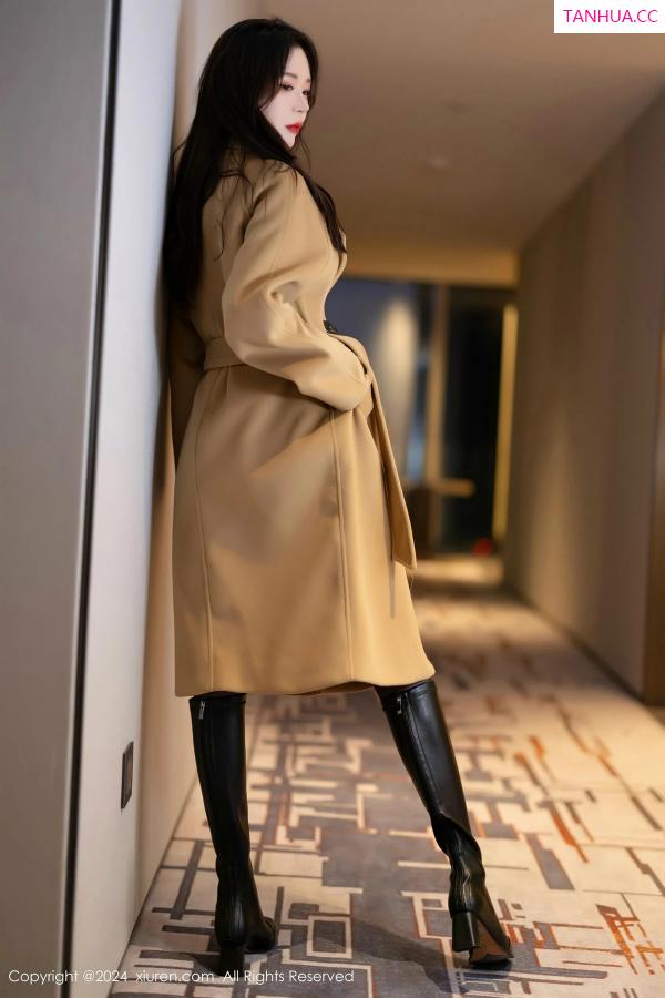 梦心玥  [XiuRen]高清写真图 2024.04.18 No.8414 梦心玥 黑丝美腿第8张图片